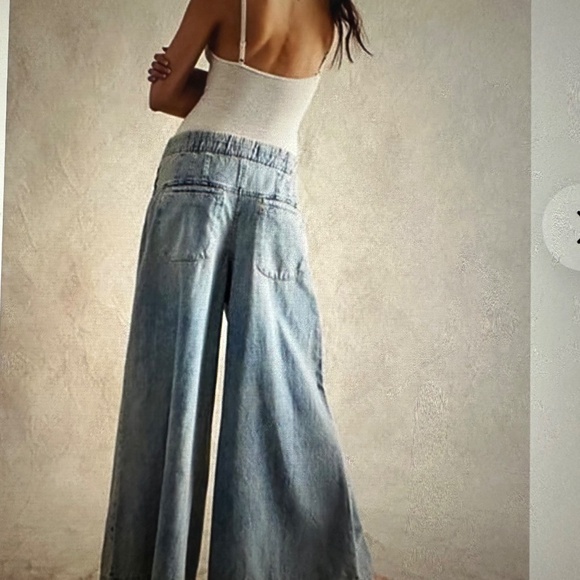 We The Free Forget Me knot pull on denim. - Picture 2 of 8